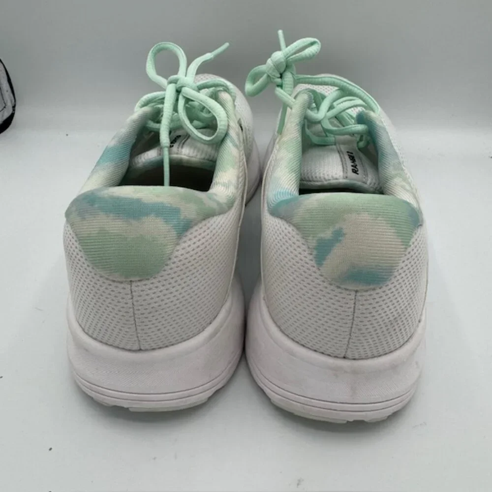 Brooks Women's Range 2 White Cushion Neutral Sneakers Size 8.5